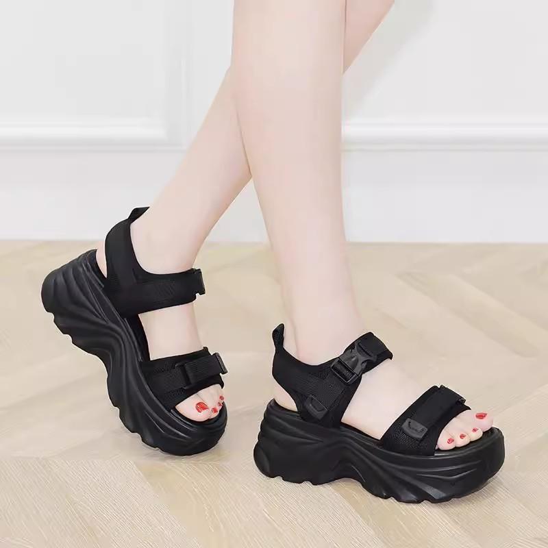 Daddy sandals women's  summer new versatile skirt muffin thick sole heightening soft sole casual beach shoes