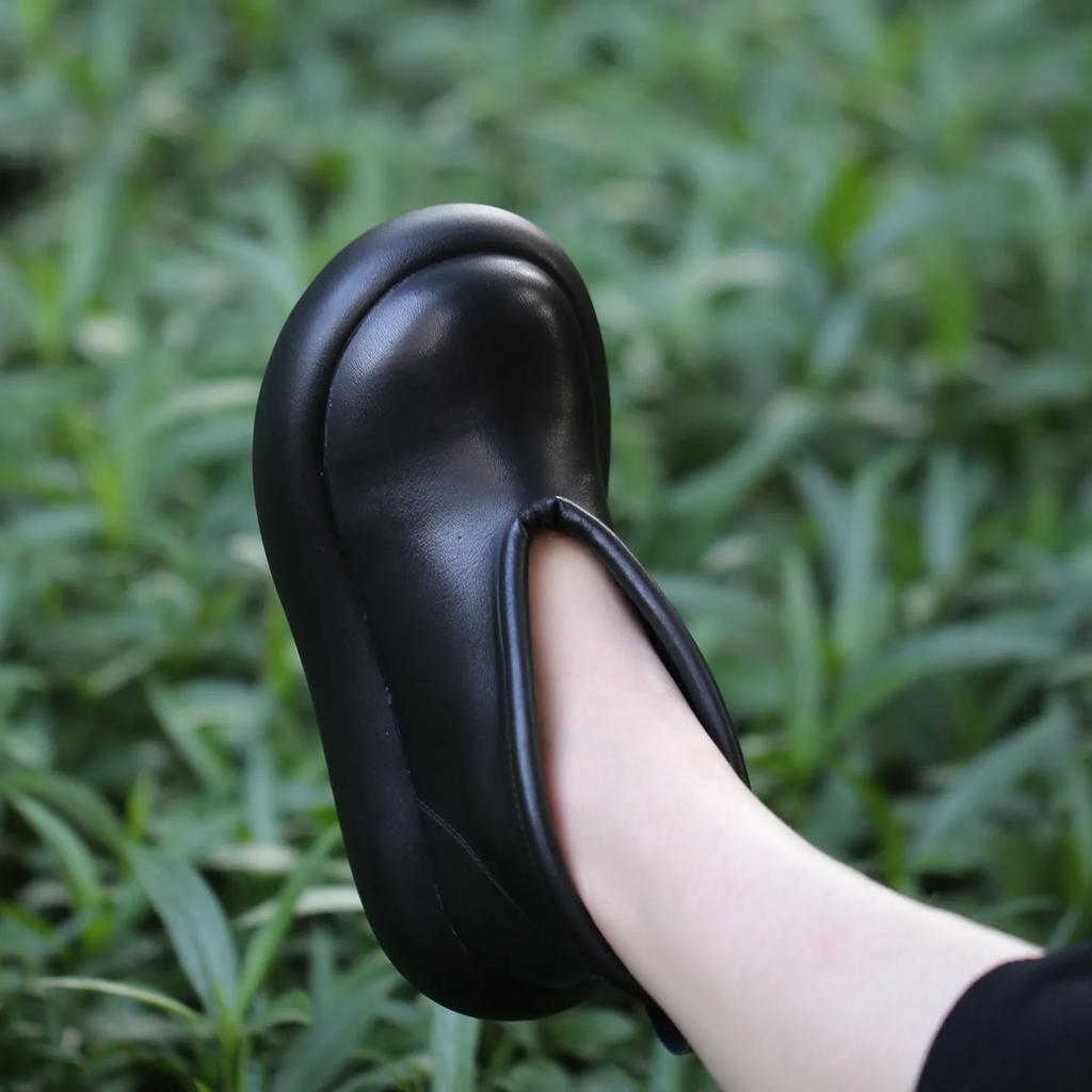 Retro Flat Platform Ankle Boots Women Slip On Platform Boots Genuine Leather Thick Heel Shoes Luxury Soft Short Boots