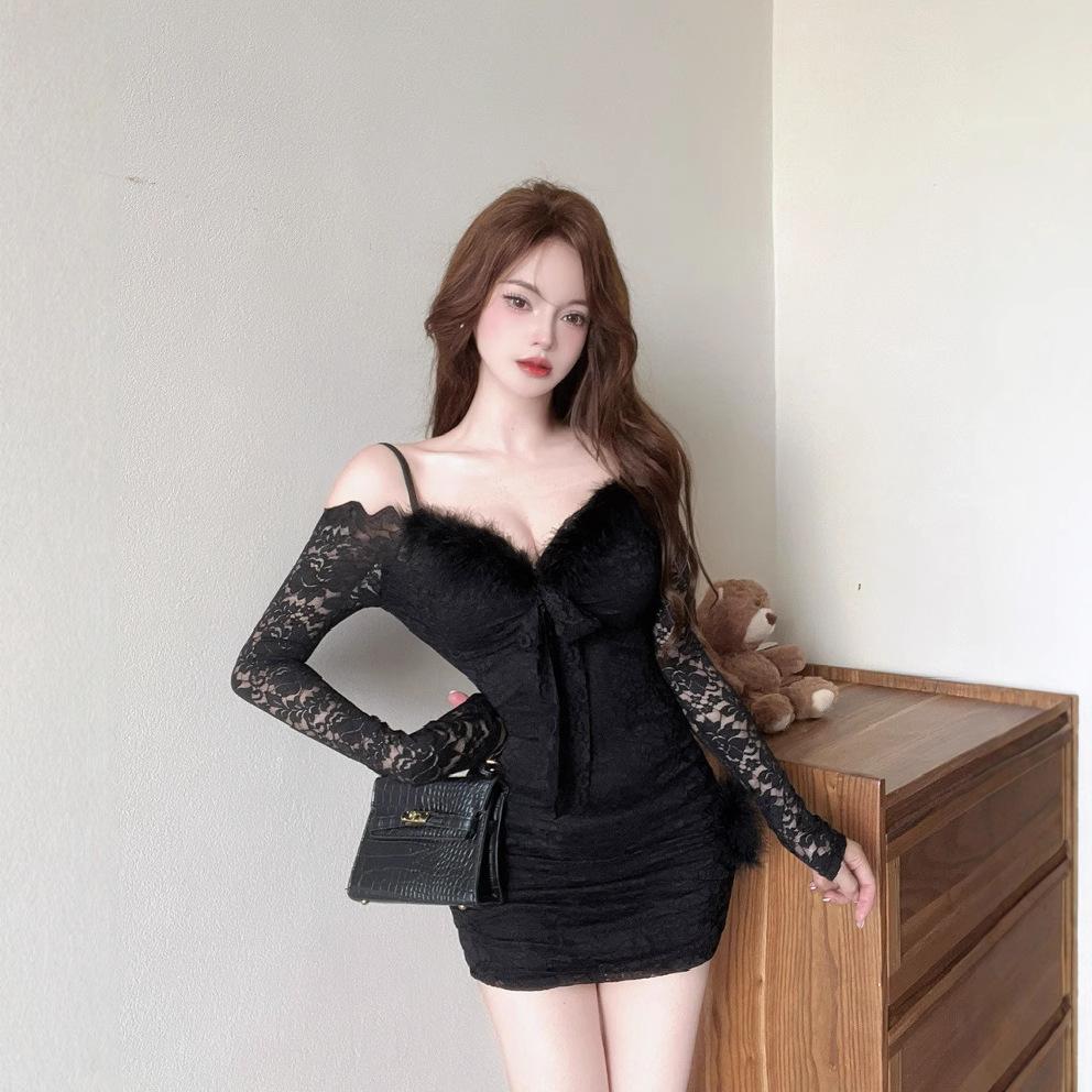 Suspender shoulder autumn and winter new sexy fluffy splicing solid color lace long sleeve hip wrap short dress