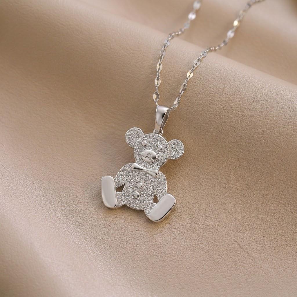 Women's Japanese-Korean Style Butterfly Zircon Pendant Necklace