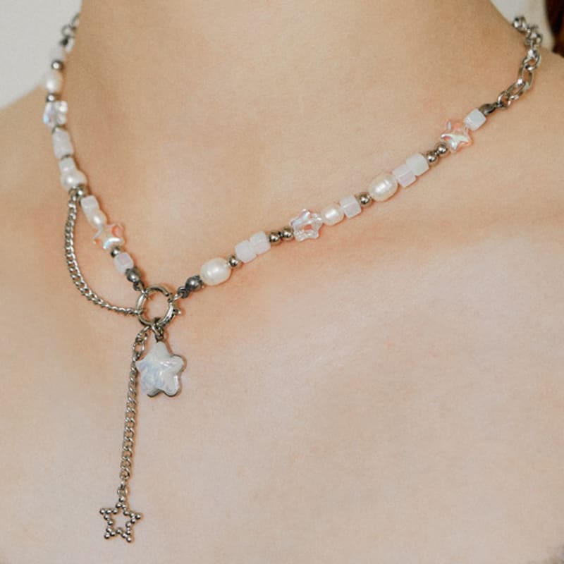 VVV Aurora Star Pearl Chain Drop Surgical Necklace