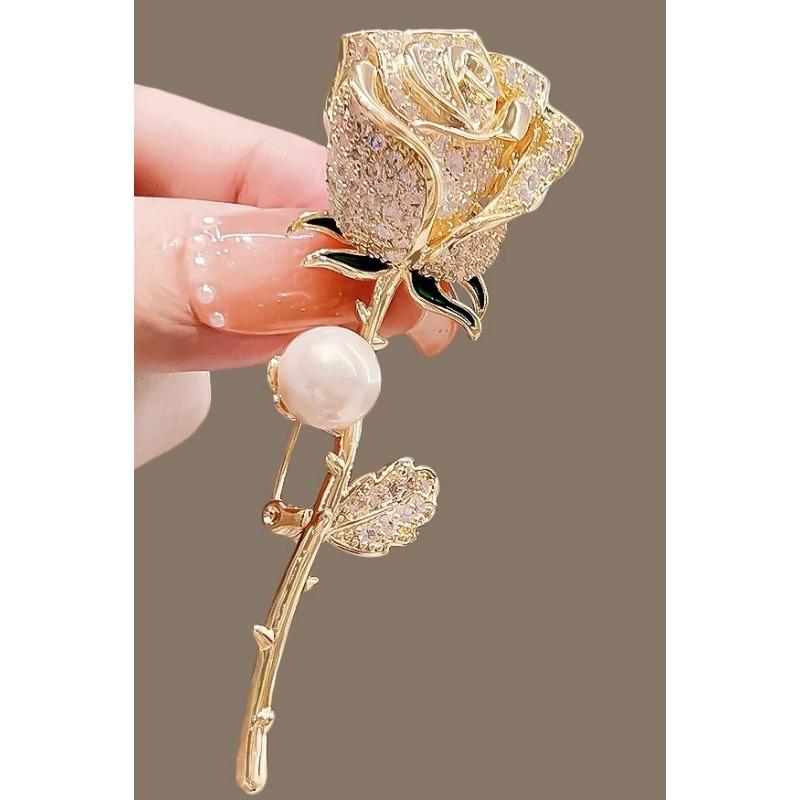 Broches de strass de borboleta da moda, novos, para mulheres, elegantes, casamentos, banquetes, presentes, roupas, acessórios, lapela