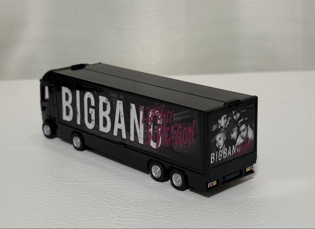 [USED] Price Reduced BIGBANG LAST DANCE Tour Track G-Dragon