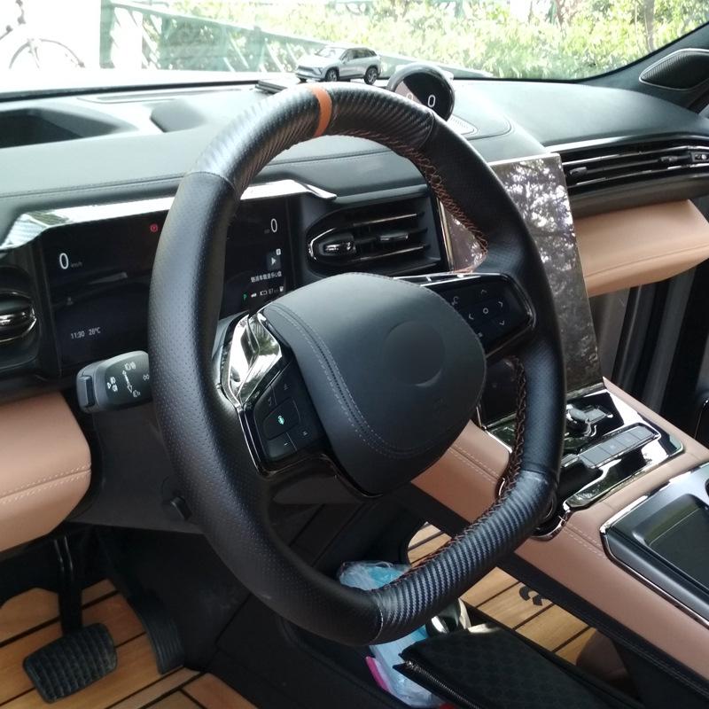 Carbon Fiber Pattern Hand-Sewn Steering Wheel Cover for NIO ES8 Upper & Lower Carbon Fiber Black Stitching