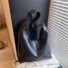 Large-capacity commuter tote bag, new high-end shoulder underarm bag, simple casual women's bag
