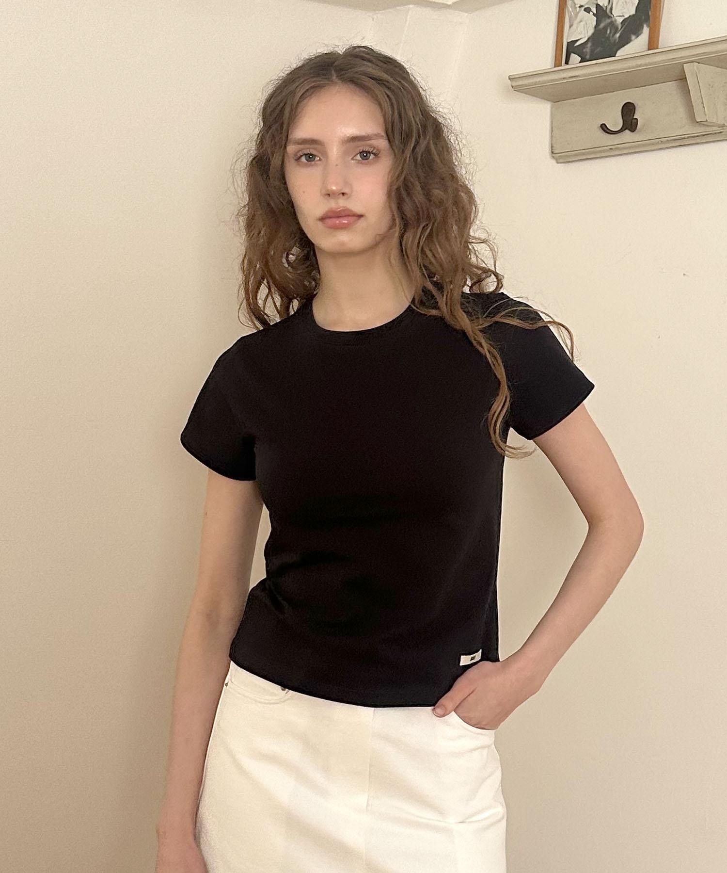 Delaidy Cozy Cotton Basic T-Shirt (Black)