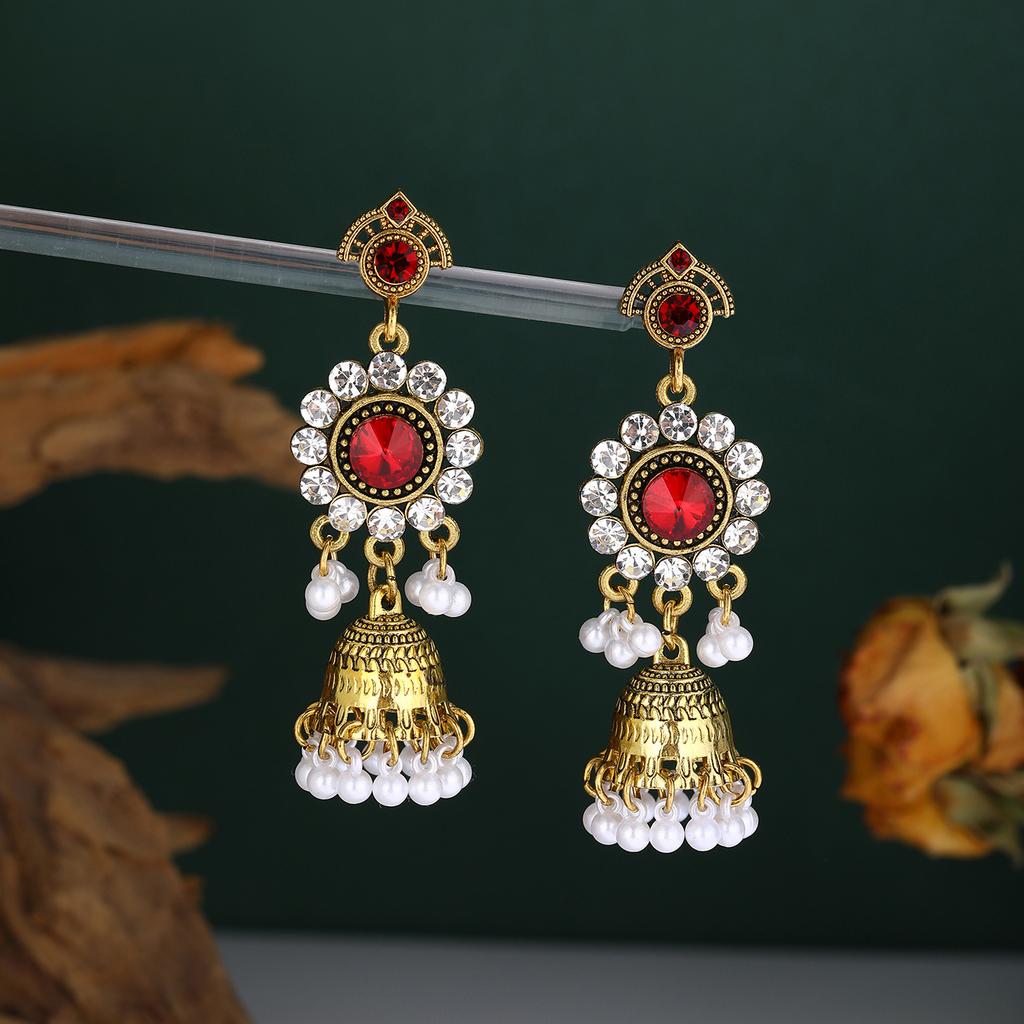 Etnický styl Zvonkové náušnice s diamantem a perlou Dámské Lehké luxusní Niche Retro Puzetové náušnice Trendové Duté třásněné náušnice