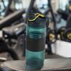 Plast Vattenflaska Stor Kapacitet Rymdflaska Sportflaska med Snodd för Män Kvinnor Grön 1700ml