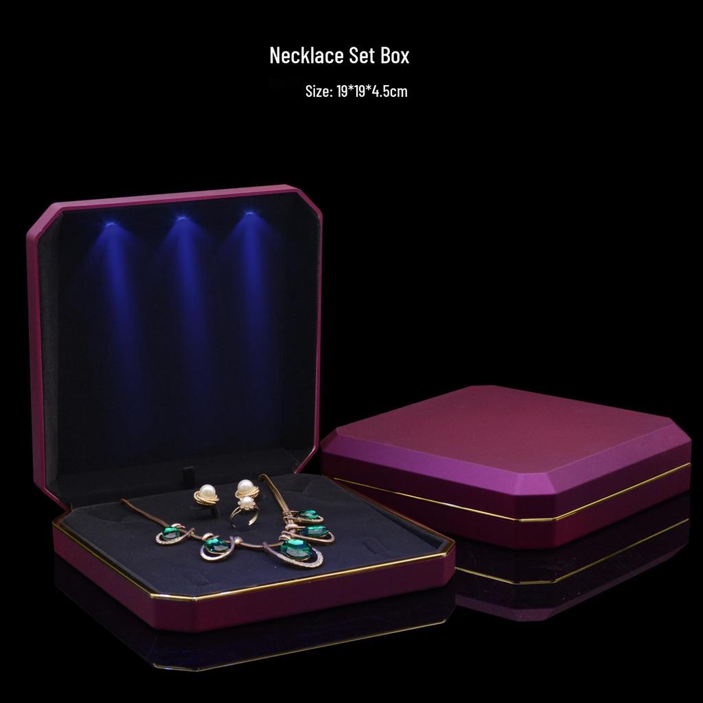 Gold LED Jewelry Set: Necklace & Pearl Three-Piece in Champagne Box