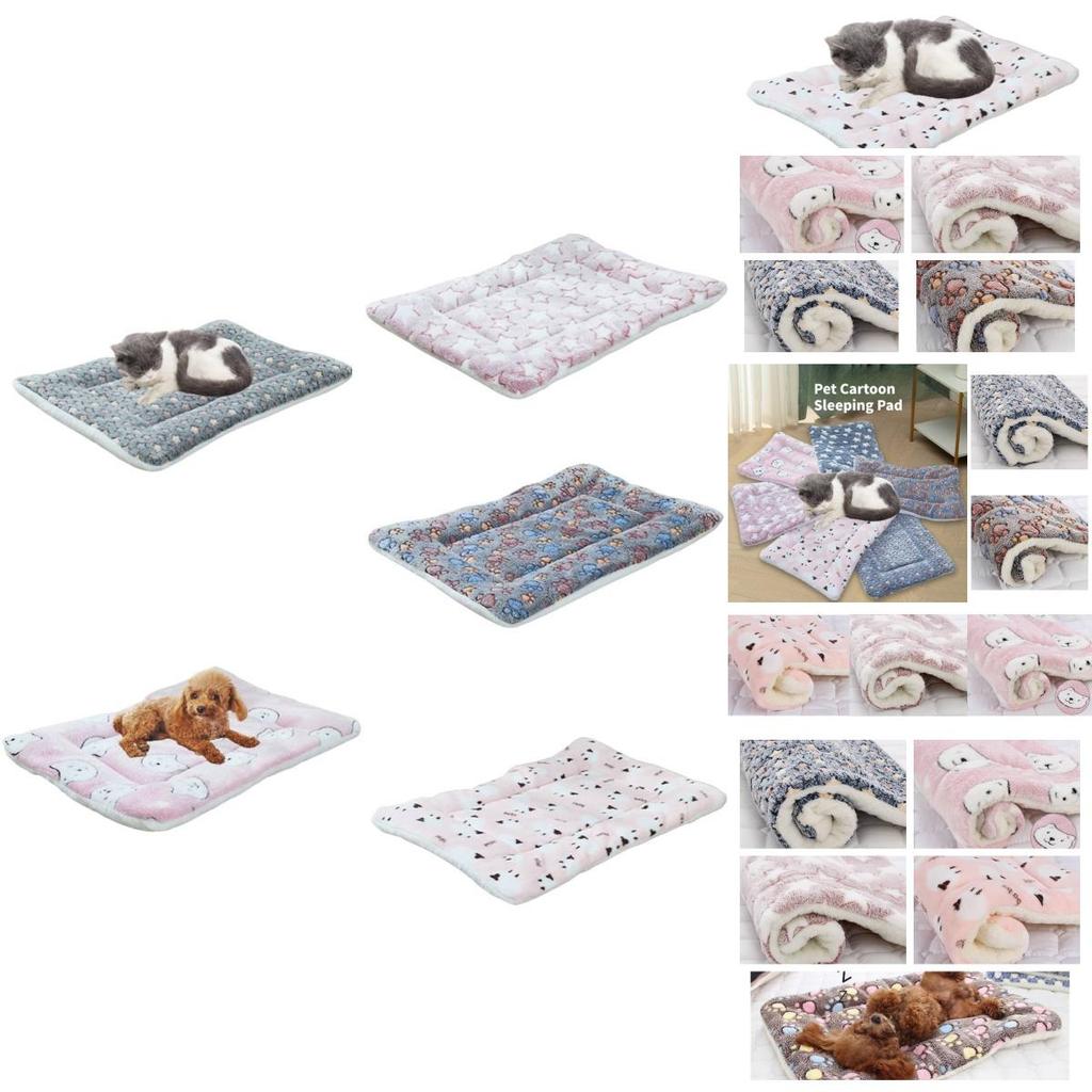 Factory Direct Sale Thickened Pet Mat For Autumn And Winter Cute Cartoon Style Anti-slip Blanket Wholesale Blue Starry Characters)