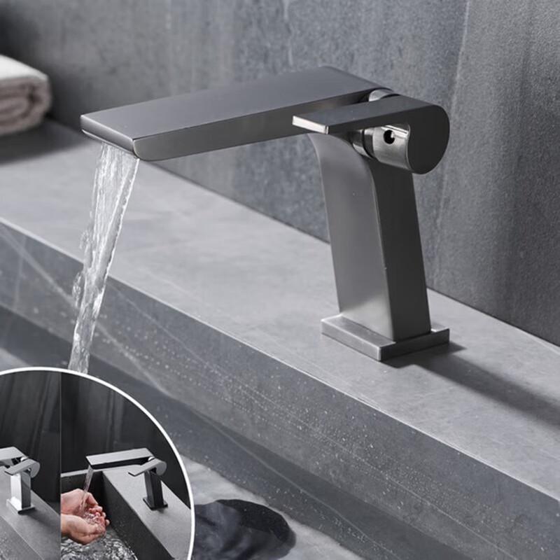 TLXT On-Counter Basin Faucet