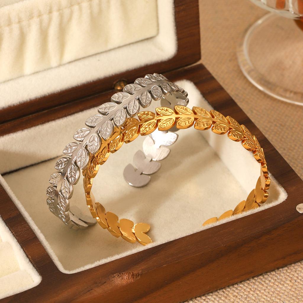 Leaf Bangle for Women, Light Luxury High-end Adjustable Open Bangle, Titanium Steel Bracelet