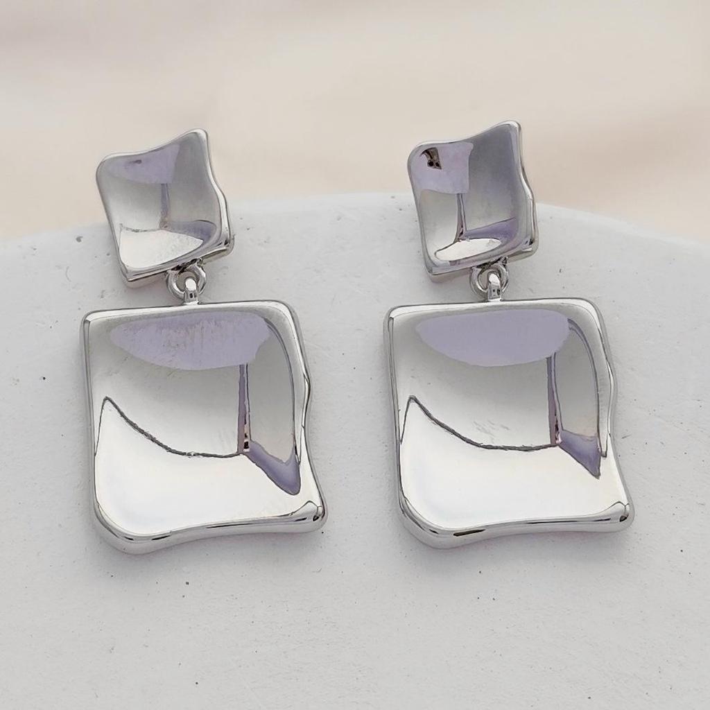 Prehraničné náušnice Strieborná ihla pre ženy - Skutočná zlatá farba, Geometrické okrúhle, štvorcové a oválne tvary, Hladký zliatinový dizajn.