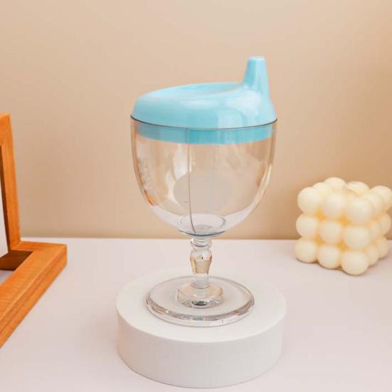 150 ml Baby Vinglass Lettgrep Håndtak Silikondeksel Vinglass Drikkekrus Sølesikker Lærekopp med Luftventilert Lokk Plastkopp