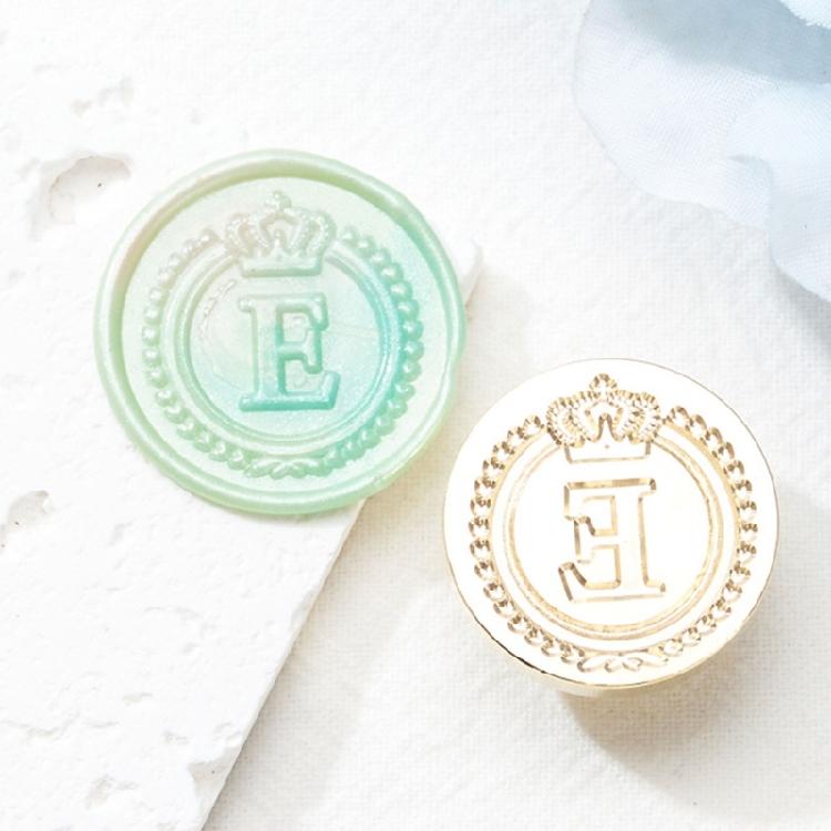 Brass Head Seal Stamp Crown Letters Sealing Wax Stamp for Letter Invitations Decoration English Letters Wax Seal Stamp