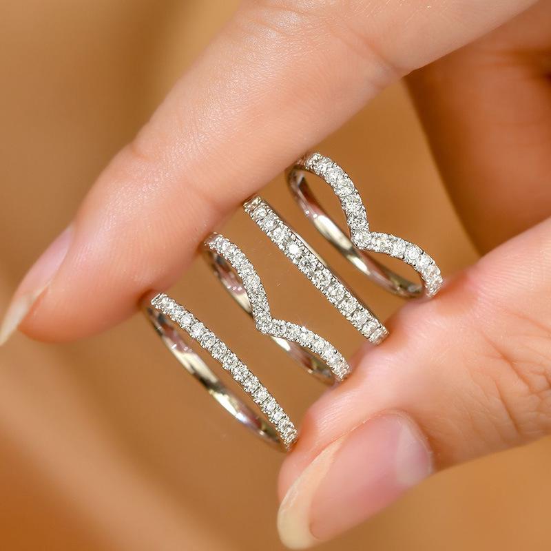Douyin Adjustable V-Shaped Simulated Moissanite Diamond Ring for Women