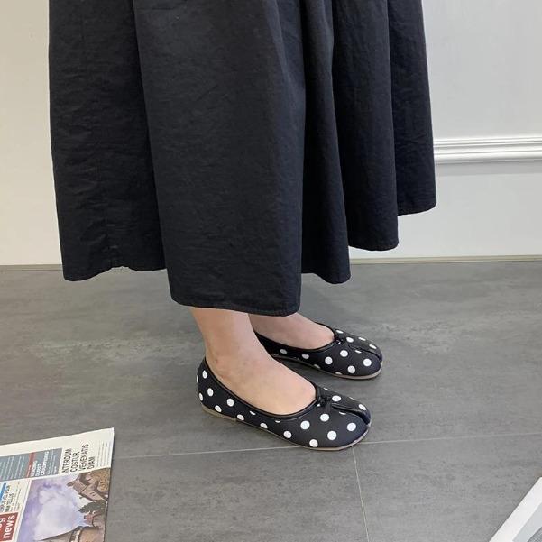 Split Toe Candy Flats Ballet Shoes Woman Slip on Loafers Soft Bottom Moccasins Bow-tie Ballerina Single Tabi Ninja Women Shoes