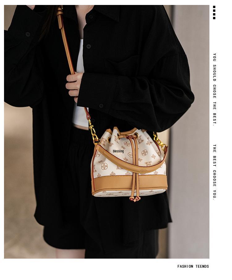 Moda Damska 2025 Mała Torebka Wiaderko ze Sznurkiem - Wszechstronna Torba na Jedno Ramię i Crossbody