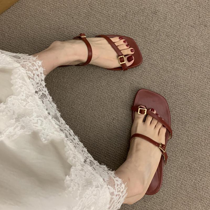 Mode Ballerinas Damen Hausschuhe Zehensteg Modeschuhe Sommer Walking Neue Damen Sandalen 2025 Designer Pantoletten Kleid Sandalen für Damen