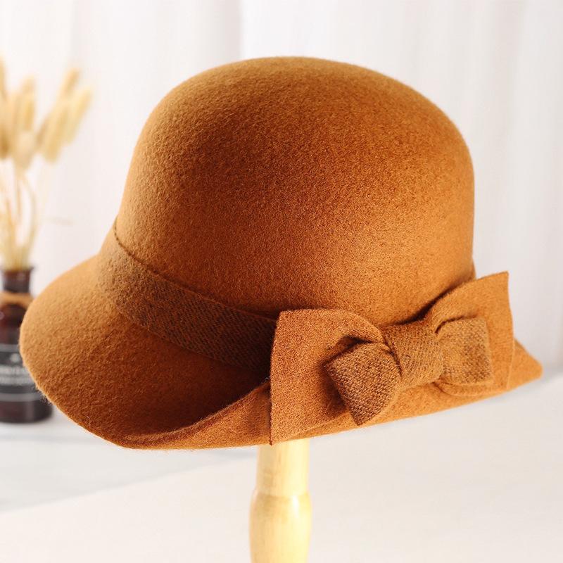 Autumn and winter women's high-end hats, middle-aged mother hats, top hats, woolen bows, basin hats, fashion hats, ladies