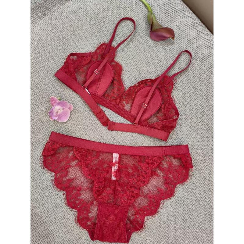 European and American French underwear women's thin cotton eyelashes lace steel-free bra triangle cup sexy underwear set