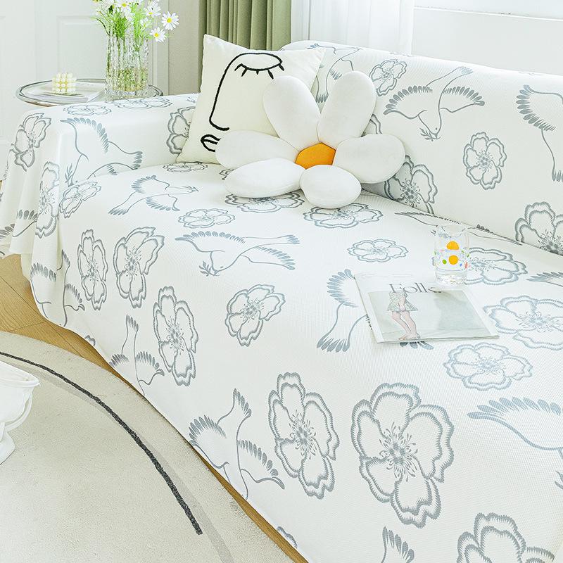 

Летняя подушка для дивана Летний нескользящий коврик из ледяного шелка Летний коврик Полотенце для дивана Полностью покрытый чехол для дивана Чехол из ткани Чехол для дивана 180*130cm