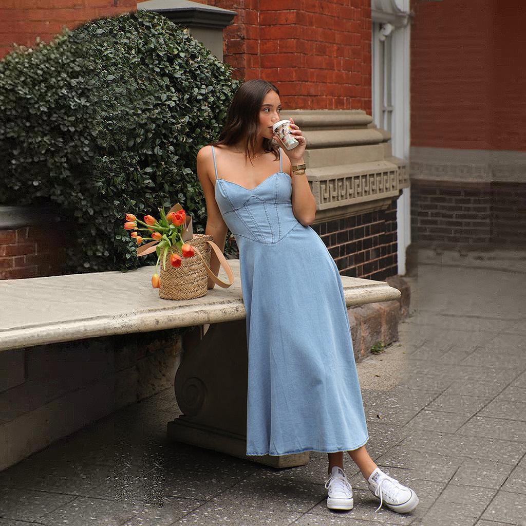 Dress Sleeveless Halter Mid-length Dress