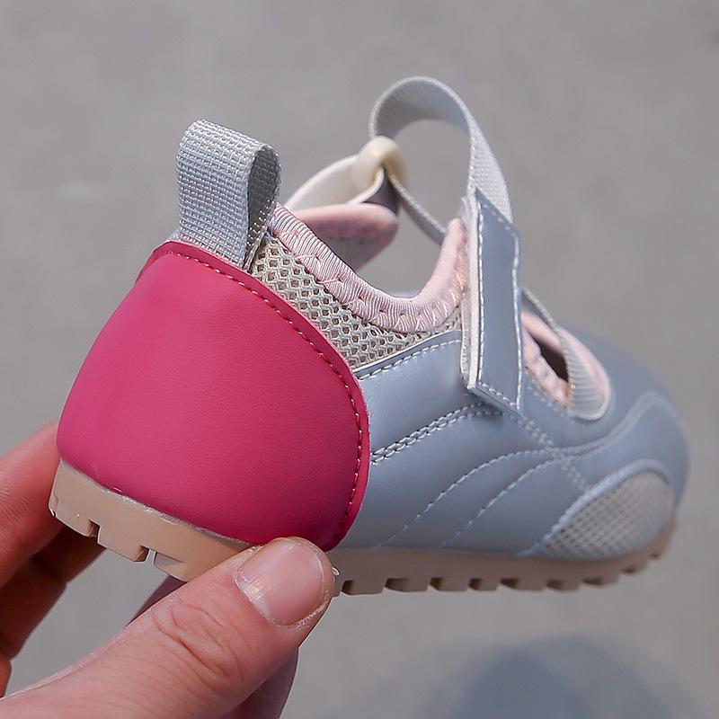 Girls Casual Shoes Hollowed-out Breathable Children Sandals for Summer 2025 New Kids Sports Shoes Non-slip Soft Sole Comfort