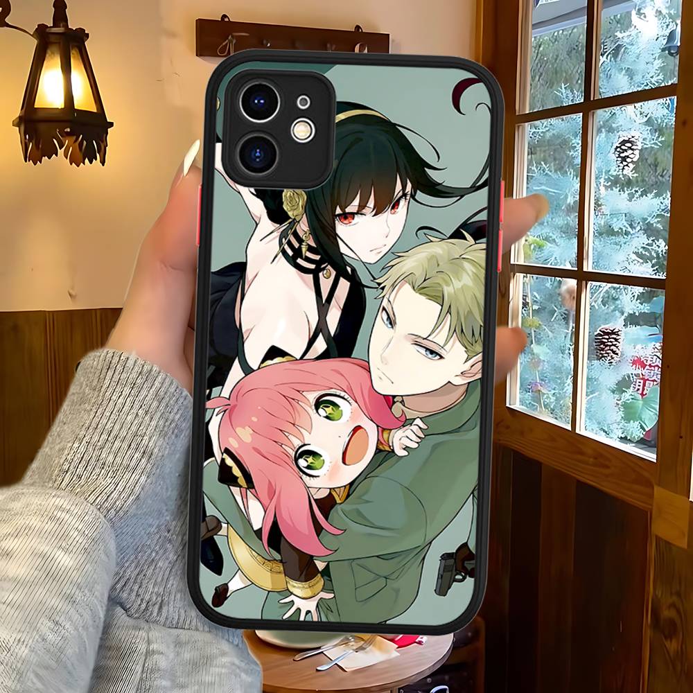 Classic Anime Spy X Family Phone Case For Iphone 16 14 15 16 13 12 11 16 Pro Max X XS MAX Plus Cover Matte TPU