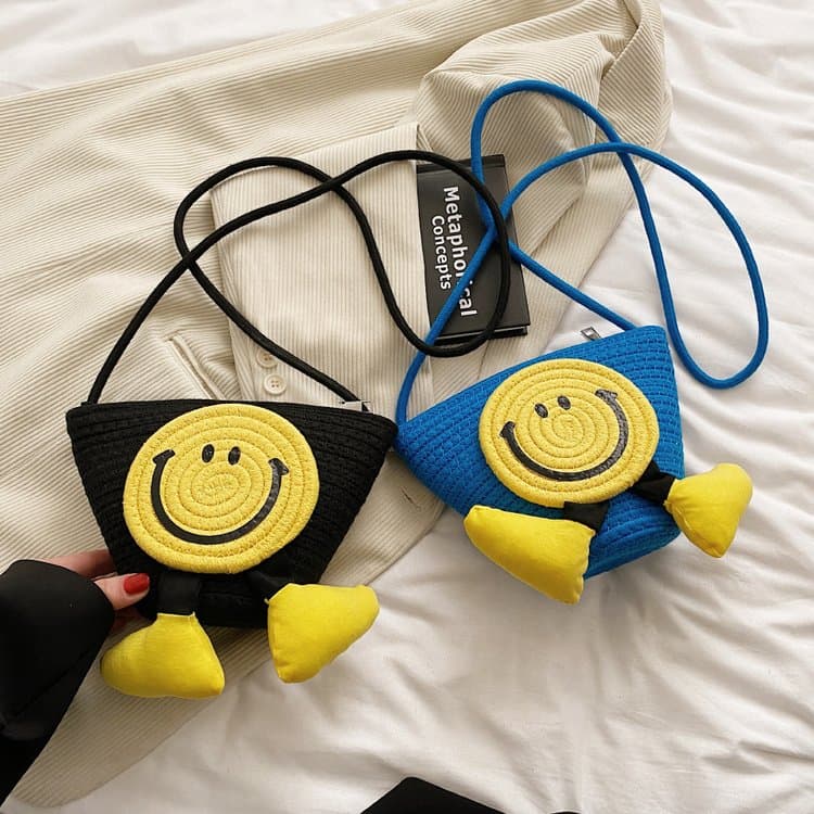 Color Woven Three-dimensional Smiley Face Bucket Portable Messenger Bag