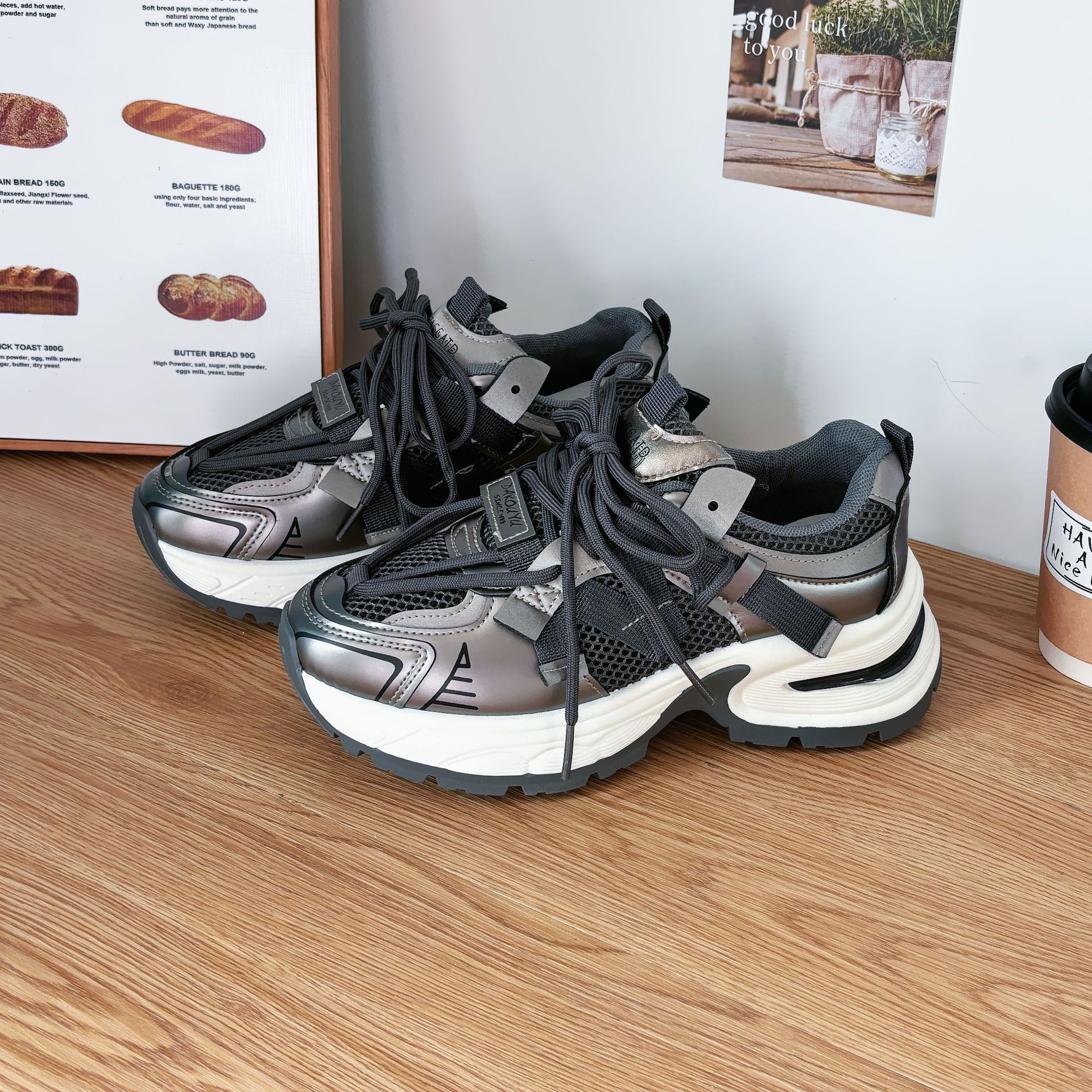 

Thickness dad shoes 2025 summer new mesh breathable women s shoes versatile casual sports shoes women s shoes ins Korean version 35