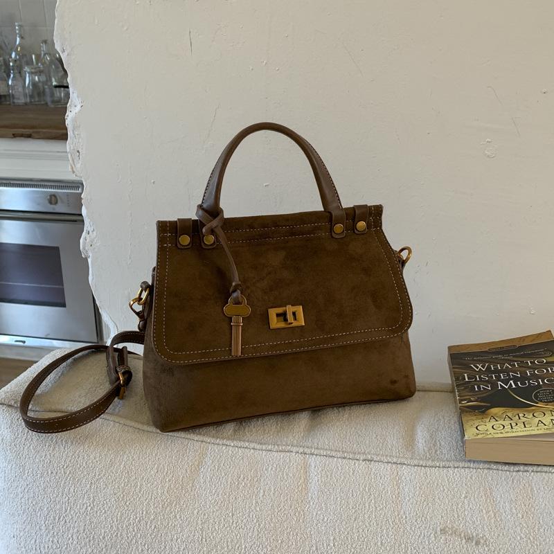 

Frosted Retro Leather Crossbody Shoulder Bag - Women s Large Capacity 2025 Handbag коричневый