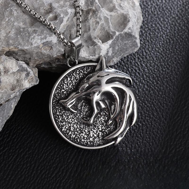 

Европейский и американский кулон из титановой стали в стиле викингов с золотой головой волка для мужчин, ретро