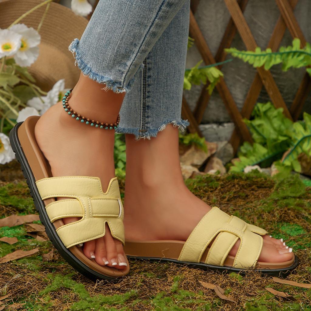 Fashion Women Slippers Summer Beach Anti-slip Slippers Lightweight Slip on Designer Shoes Women Outdoor Platform Sandals Slides Women