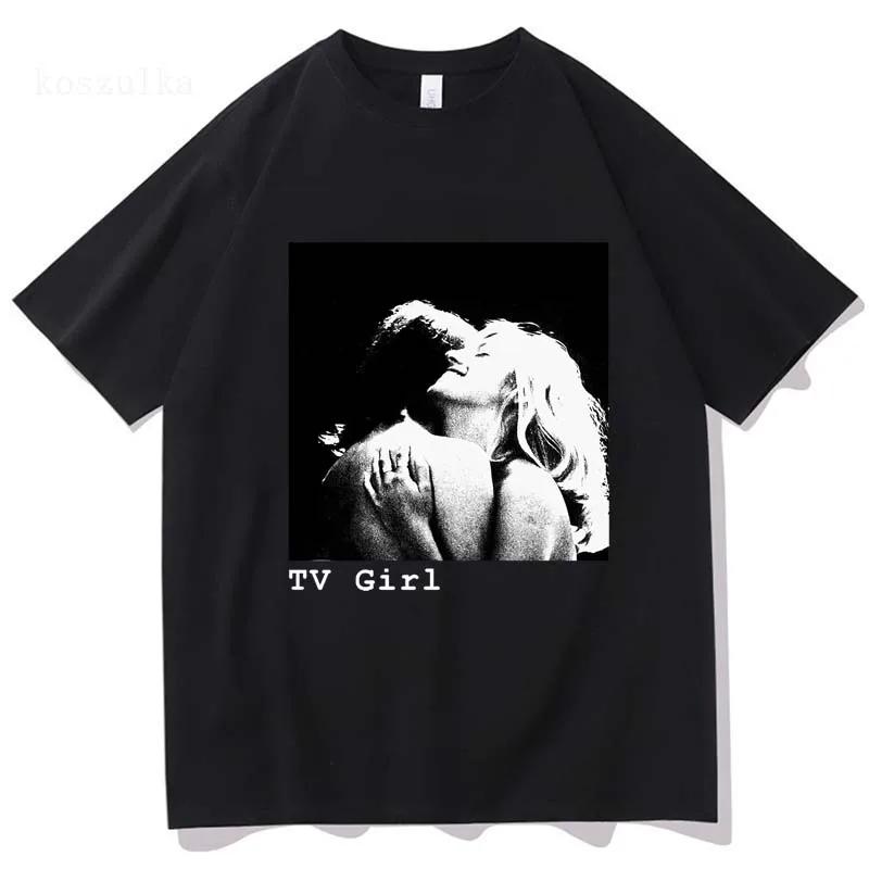 TV Girl Pattern T-Shirt Short Sleeve Popular Streetwear T-Shirt Anime Clothing All-Season Casual T-Shirt Fun Printed Clothing
