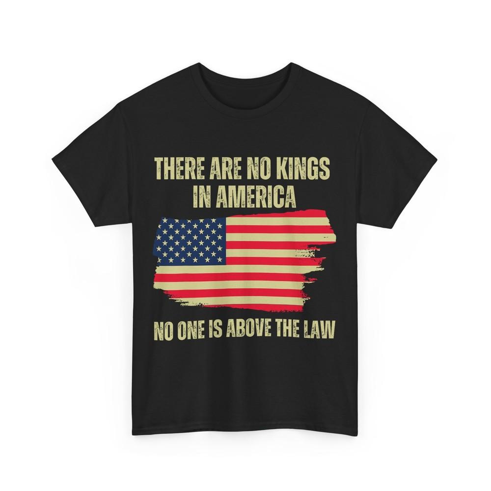 There are no kings in America, 2024 Us Flag T-Shirt Unisex T-Shirt XXL