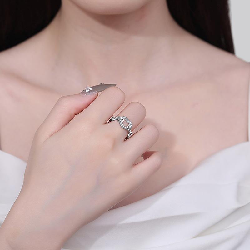 European-American Cross-border Hollow Heart Rhinestone Ring & Women's Heart-shaped Chain Bracelet Jewelry Set