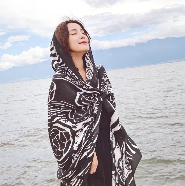 Ethnic Style Scarf, Sunscreen Shawl, Women's Summer Thin Style, Air Conditioner Silk Scarf, Fashionable Seaside Beach Scarf