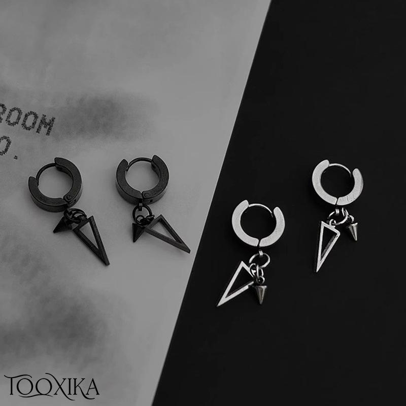 

Мужские треугольные серьги Toooxika, стиль панк, крутой тренд, игровые серьги, титановая сталь, не выцветает, индивидуальность, универсальные серьги