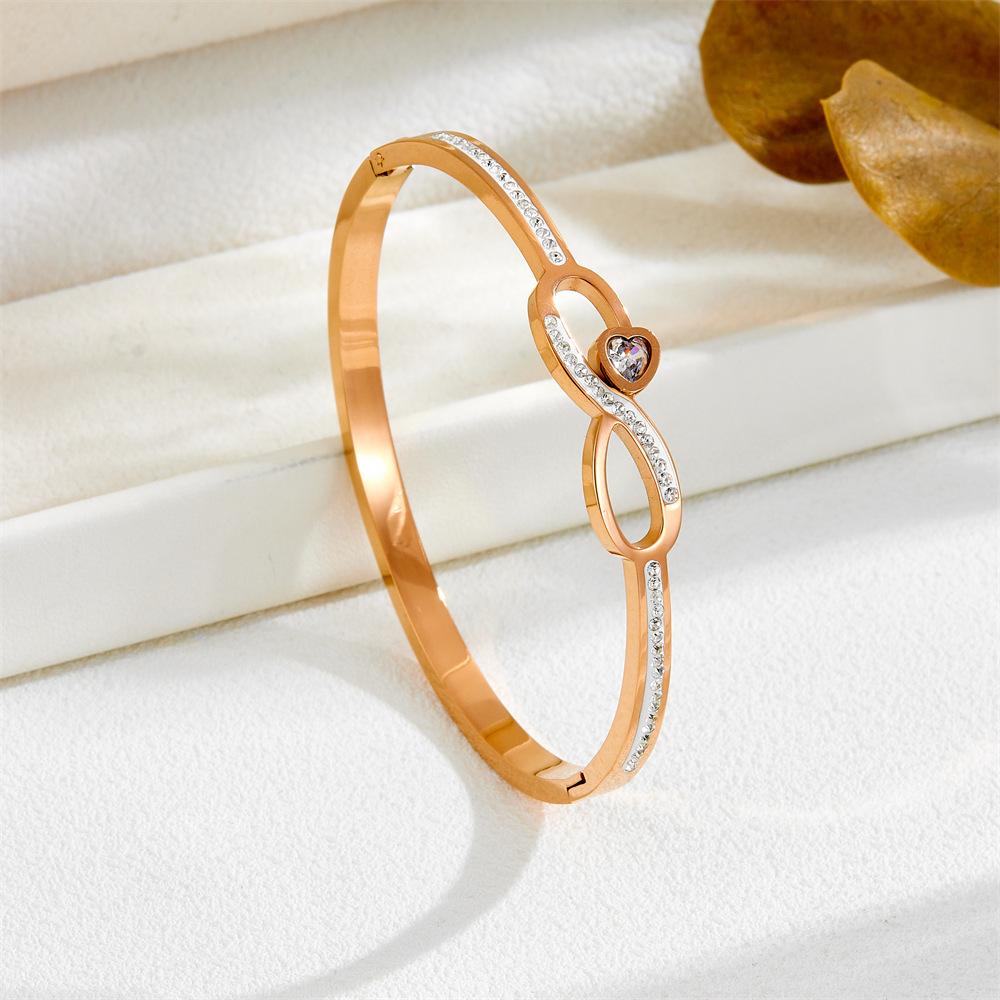 2026 European and American Fashion Versatile 8-character Peach Heart Bracelet, High-end Sense, Elegant Light Luxury Jewelry Ins Style Niche