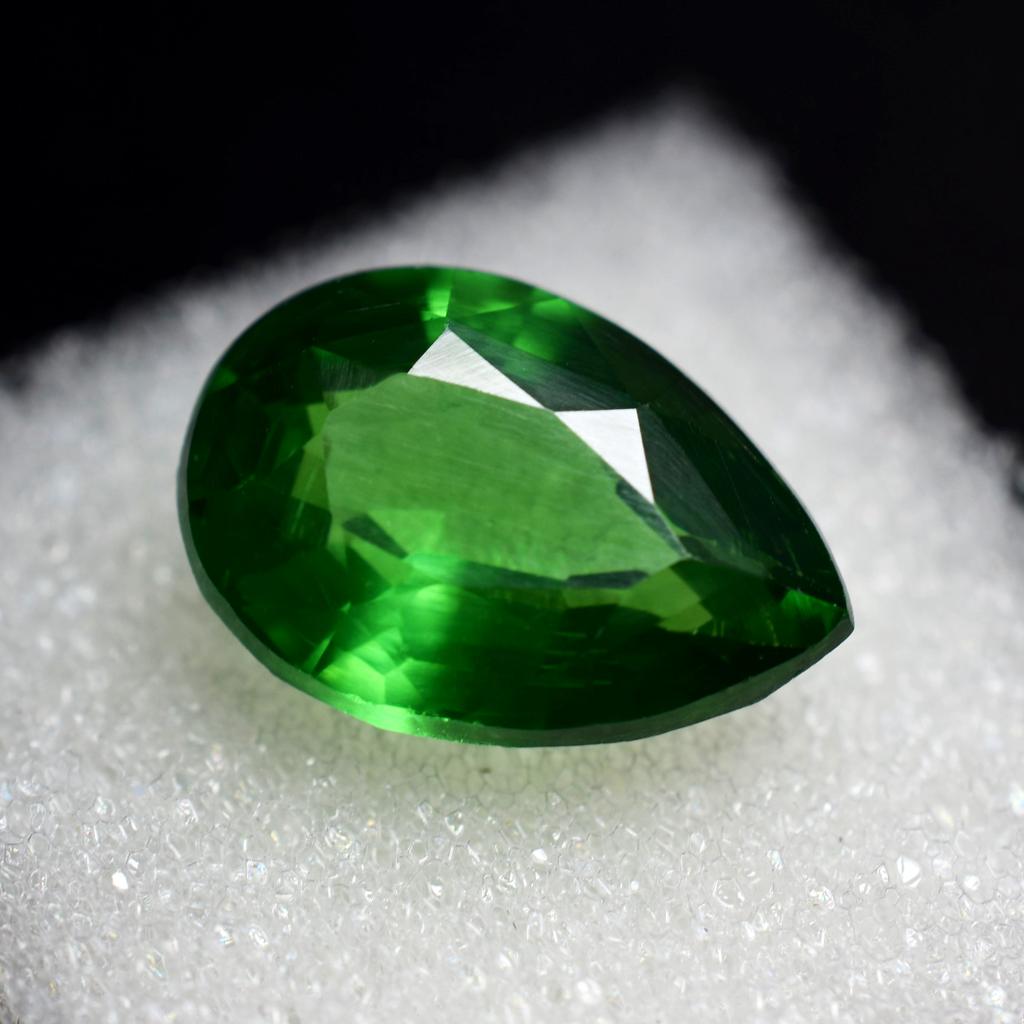 Tourmaline Verte Naturelle Pierre Précieuse Libre Taille Poire 11,70 ct Pierre de Naissance d'Octobre pour Collections de Pierres Précieuses