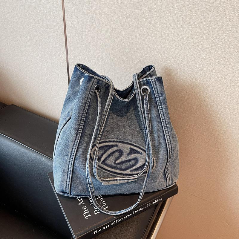 

Выстиранный деним сумка-мешок на цепочке сумка-колокольчик сумка большой вместимости женская сумка в стиле пустоши через плечо сумка-тоут синий