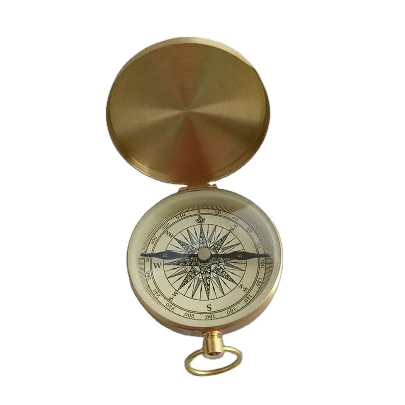 Antique Brass Engraved Pocket Compass золотой