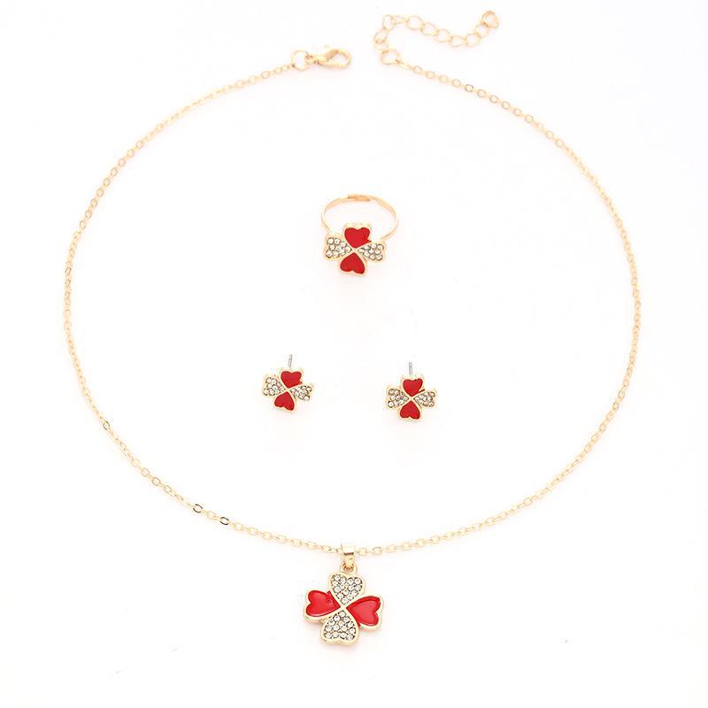 Diamond-Studded Four-Leaf Clover Jewelry Set: Heart-to-Heart Necklace, Ring, Earrings 3-Piece Collection