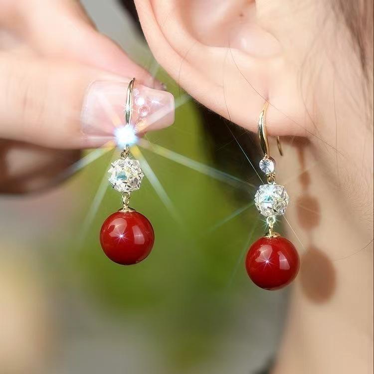 Elegant Korean Rhinestone Pearl Dangle Earrings - Fashionable & Versatile Celebrity Style