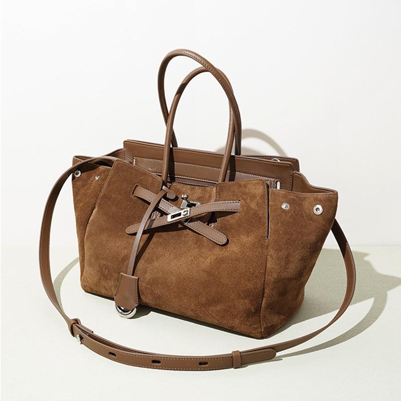 2026 Frühling Sommer Neue Wildleder Leder Handtasche Einzigartige Geräumige Schulter Crossbody Tasche Damen Pendeln Vielseitige Handtasche