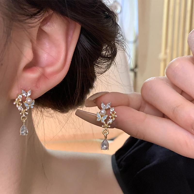 

Серьги-бабочки из серебра 925 пробы с цирконием - элегантные и универсальные женские украшения PD005 золотой