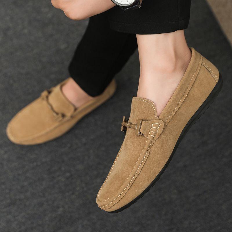 Fashion Male Shoe Solid Color Summer Moccasin Slip-on Men's Casual Shoes Walking 2025 Trend Classic Original Sneakers Legitimate Deals