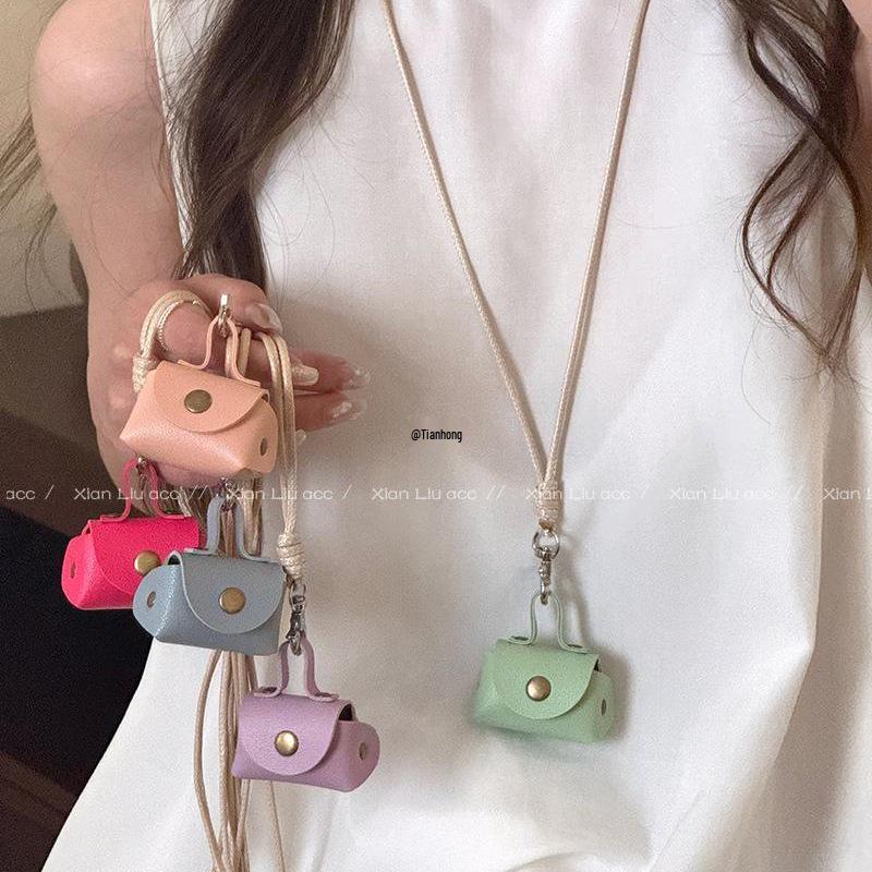 Colier portofel de monede din piele compact și elegant: Portchei cu pandantiv pentru femei cu șnur de piele și spațiu lung de depozitare pentru accesorii