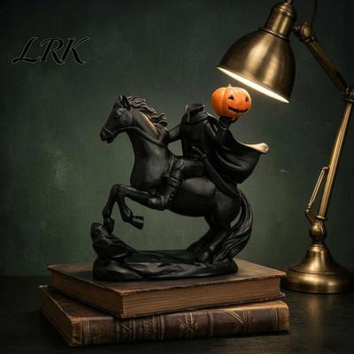 Künstlerische Vintage-Dekoration Kopfloser Reiter Statue, Halloween-Thema Bronze-Harz Figur, Skulptur Gothic Horror Tischdekoration für Saisonale